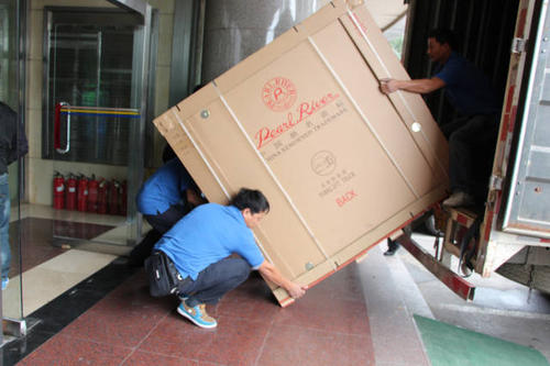 华亭钢琴贵重工艺品无忧运